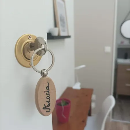 بيت للعطل Maison Les Iris - 2 Et 2 Salles De Bain - 2 A 4 Personnes - Futuroscope