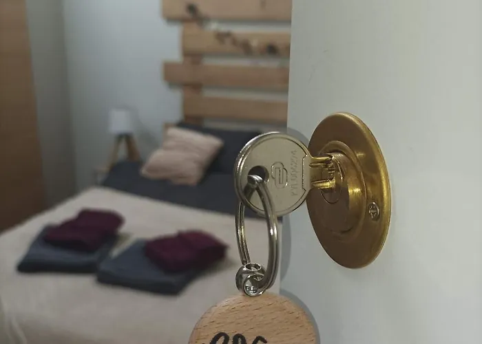 Maison Les Iris - 2 Et 2 Salles De Bain - 2 A 4 Personnes - Futuroscope