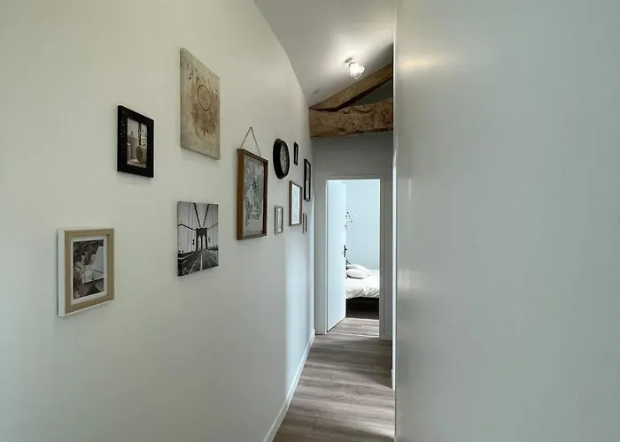 Maison Les Iris - 2 Et 2 Salles De Bain - 2 A 4 Personnes - Futuroscope Holiday home Avanton